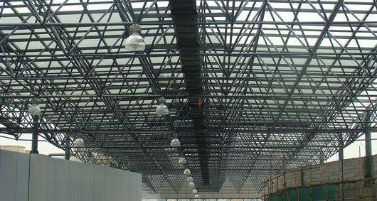 开原听网架公司的名目师阐述其网架的季节个性